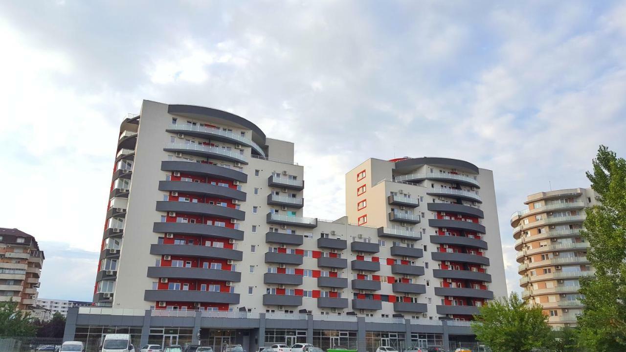 Elias Central Apartment - 2 Bedrooms & Free Parking Oradea Zewnętrze zdjęcie